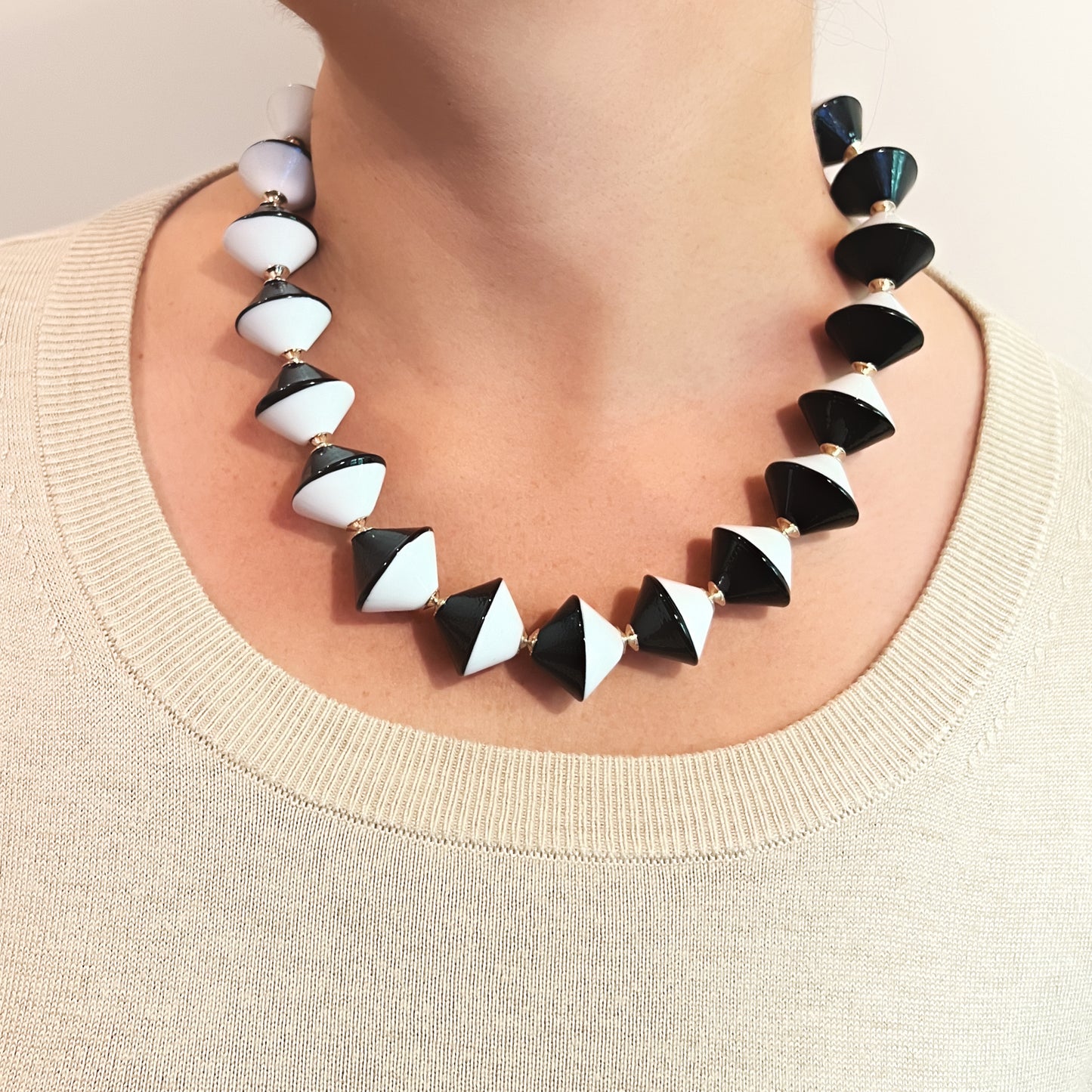 Black and White Bicone Necklace